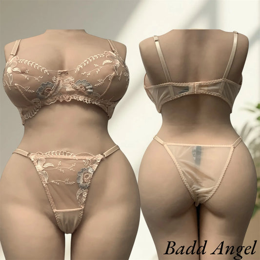 Embroidered Lingerie Set – Sensual Elegance and Floral Charm