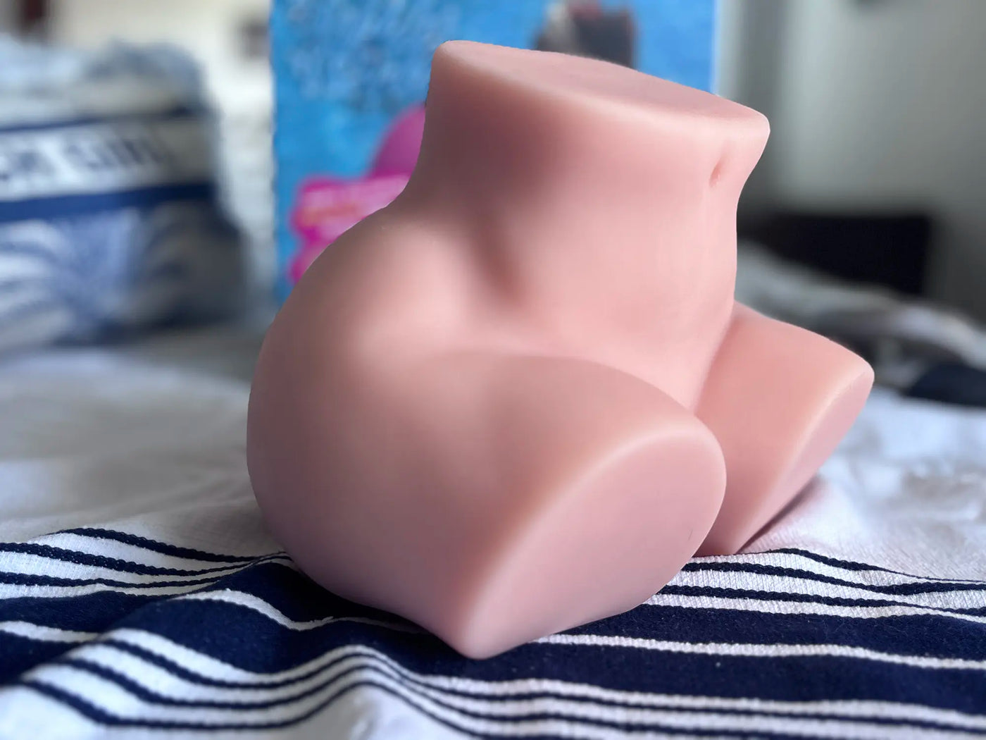 Anja Amelia’s Chubby Hip – Freche Kurven, Poolside-Verführung doll review appearance 16