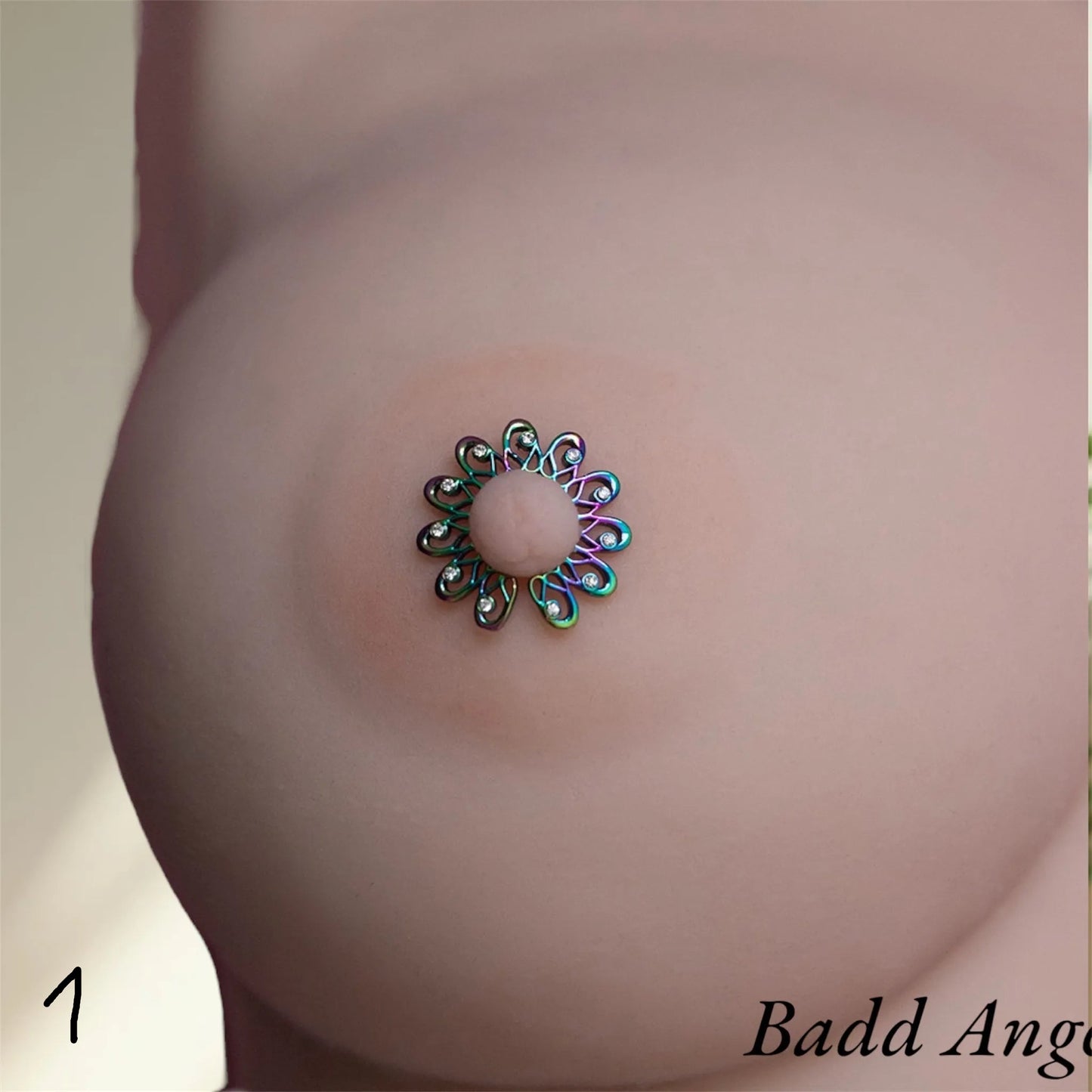 Faux Piercings – Audace et Glamour à Chaque Regard