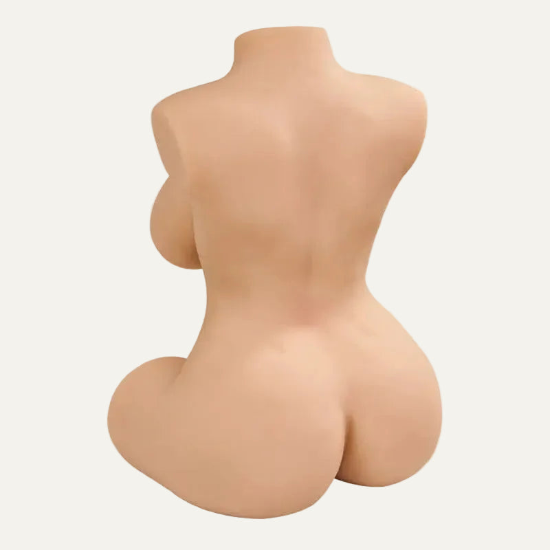 Britney tantaly back view