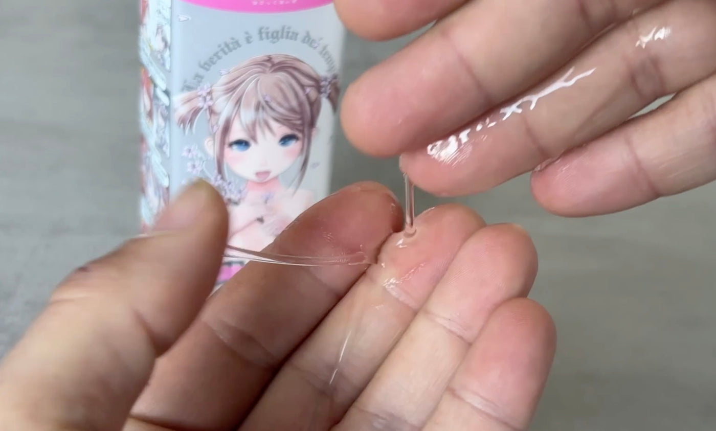Review de Saliva of the Truth – Sakura Touch, Glisse Sensorielle doll review appearance 3