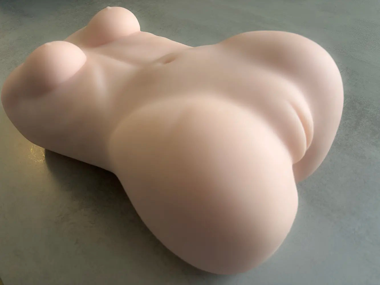 Puni Toro Gold – Schwer, massiv und überraschend realistisch doll review appearance 6