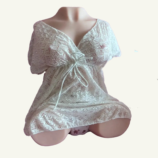 White Lace Top – Seductive Radiance