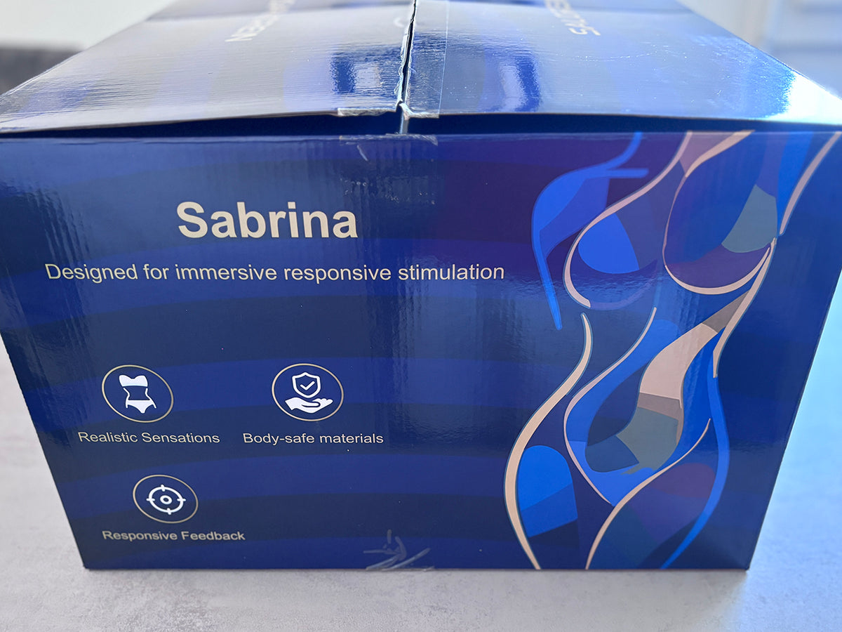Sabrina ausgepackt – eine Puppe von Salorein doll review packaging 2