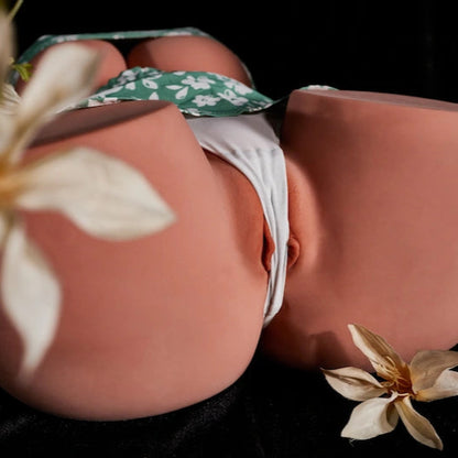 Elsa Torso #160 - Extreme Curves