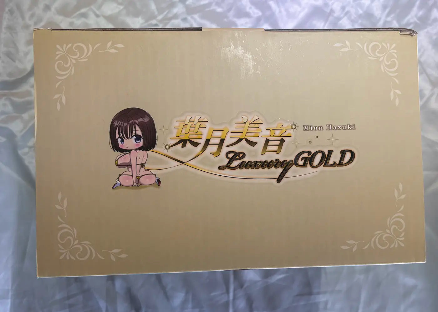 Mion Hazuki Luxury Gold – Review doll review packaging 1